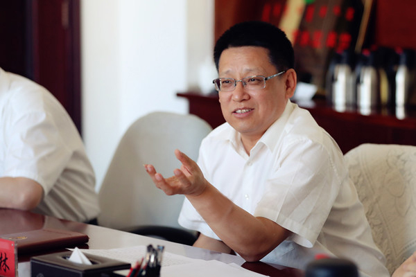 李琪林检察长深入机关25个部门调研提出104项要求